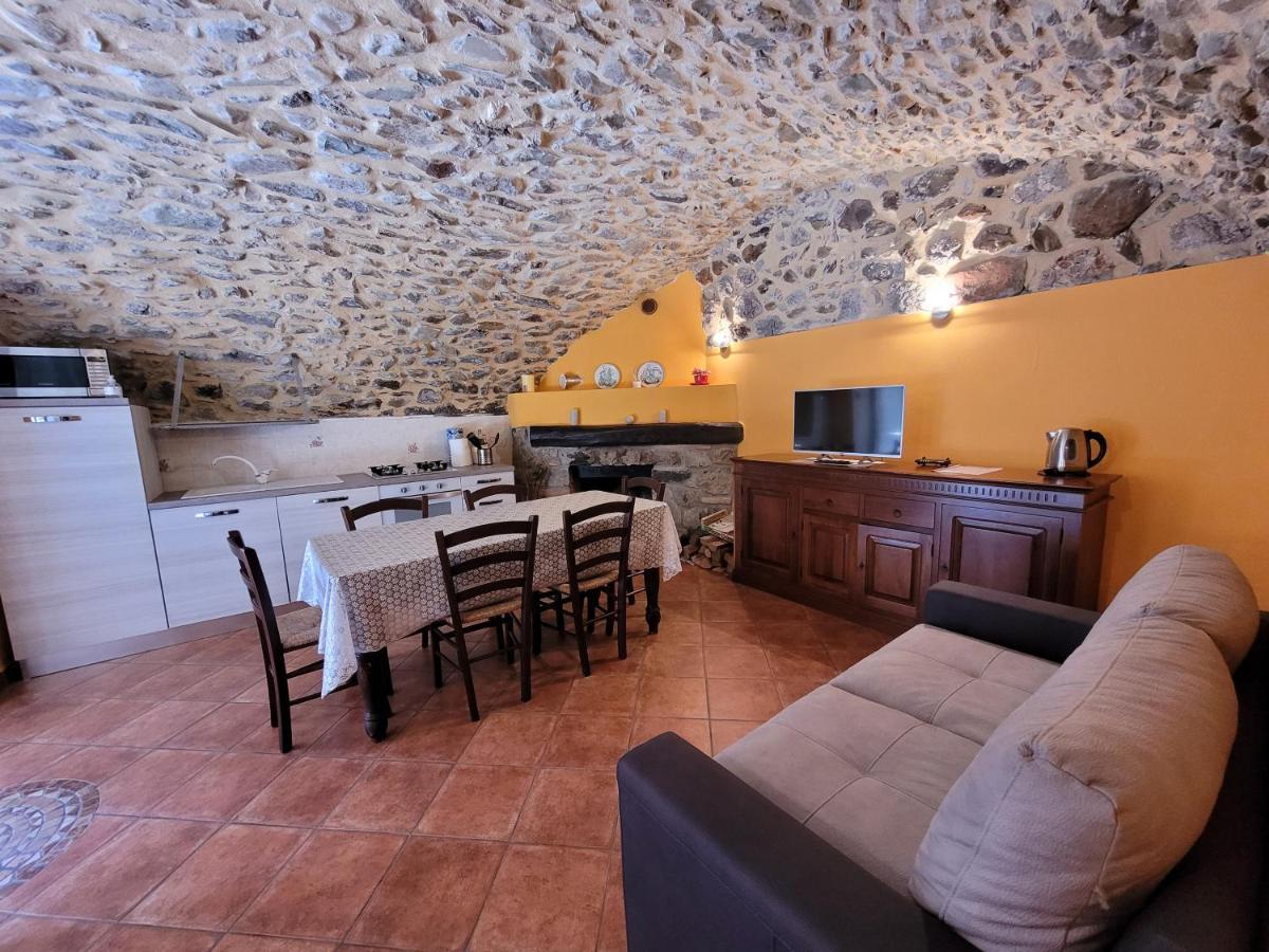 La Casa Sull' Altopiano Mountain Lake Iseo Hospitality Bossico Exterior photo