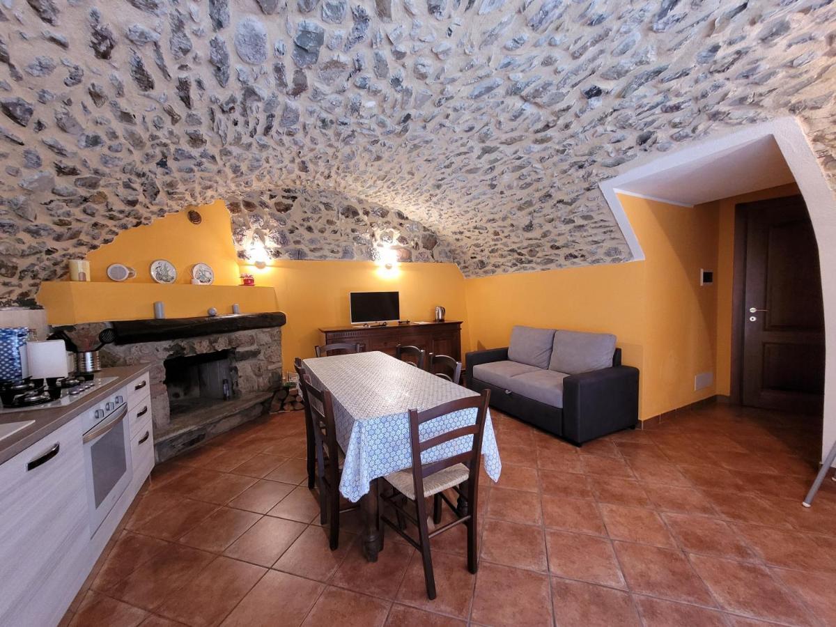 La Casa Sull' Altopiano Mountain Lake Iseo Hospitality Bossico Exterior photo