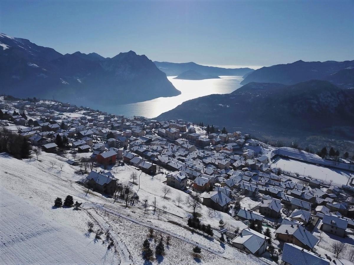 La Casa Sull' Altopiano Mountain Lake Iseo Hospitality Bossico Exterior photo